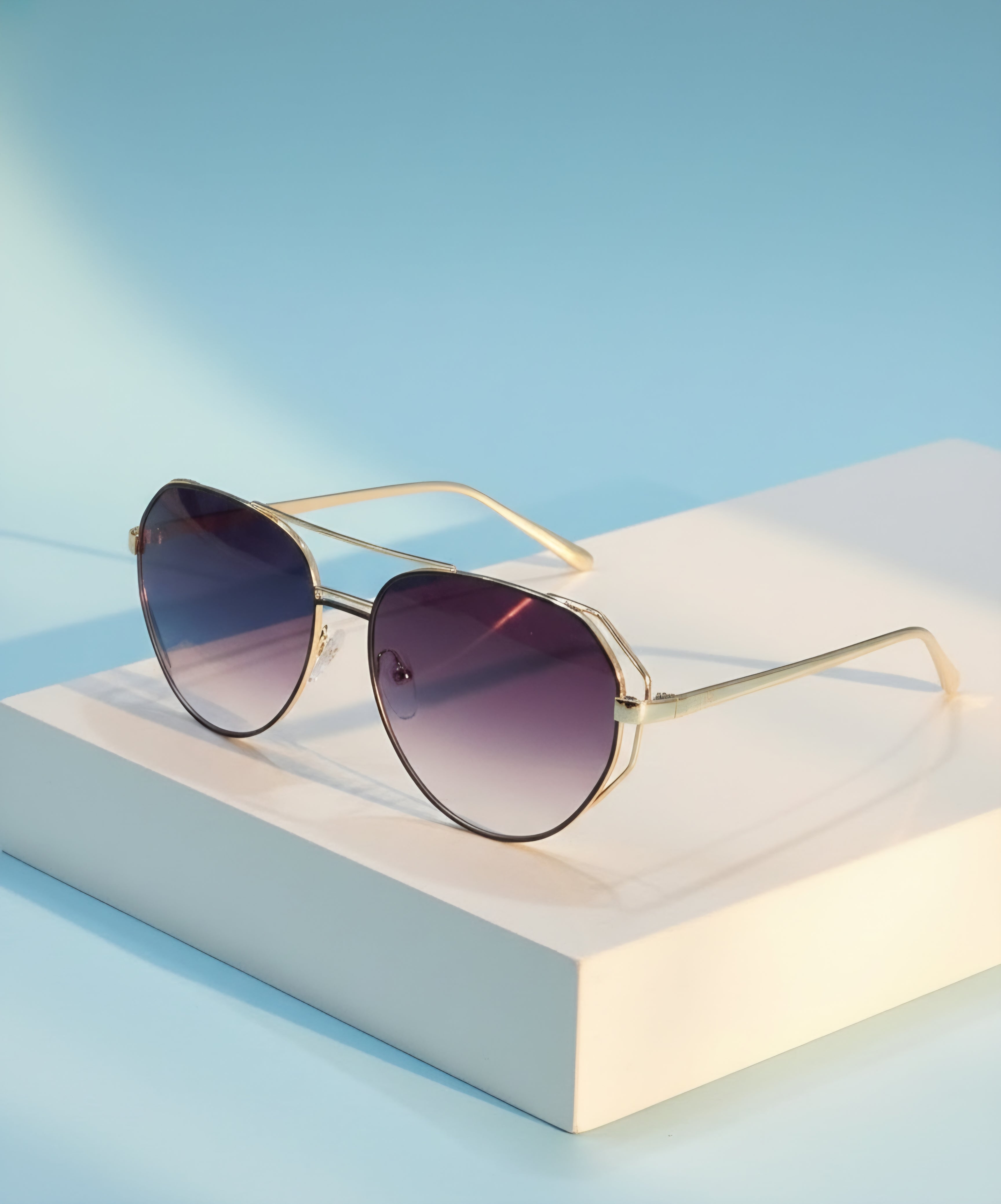 Straight Black Gradient Sunglasses