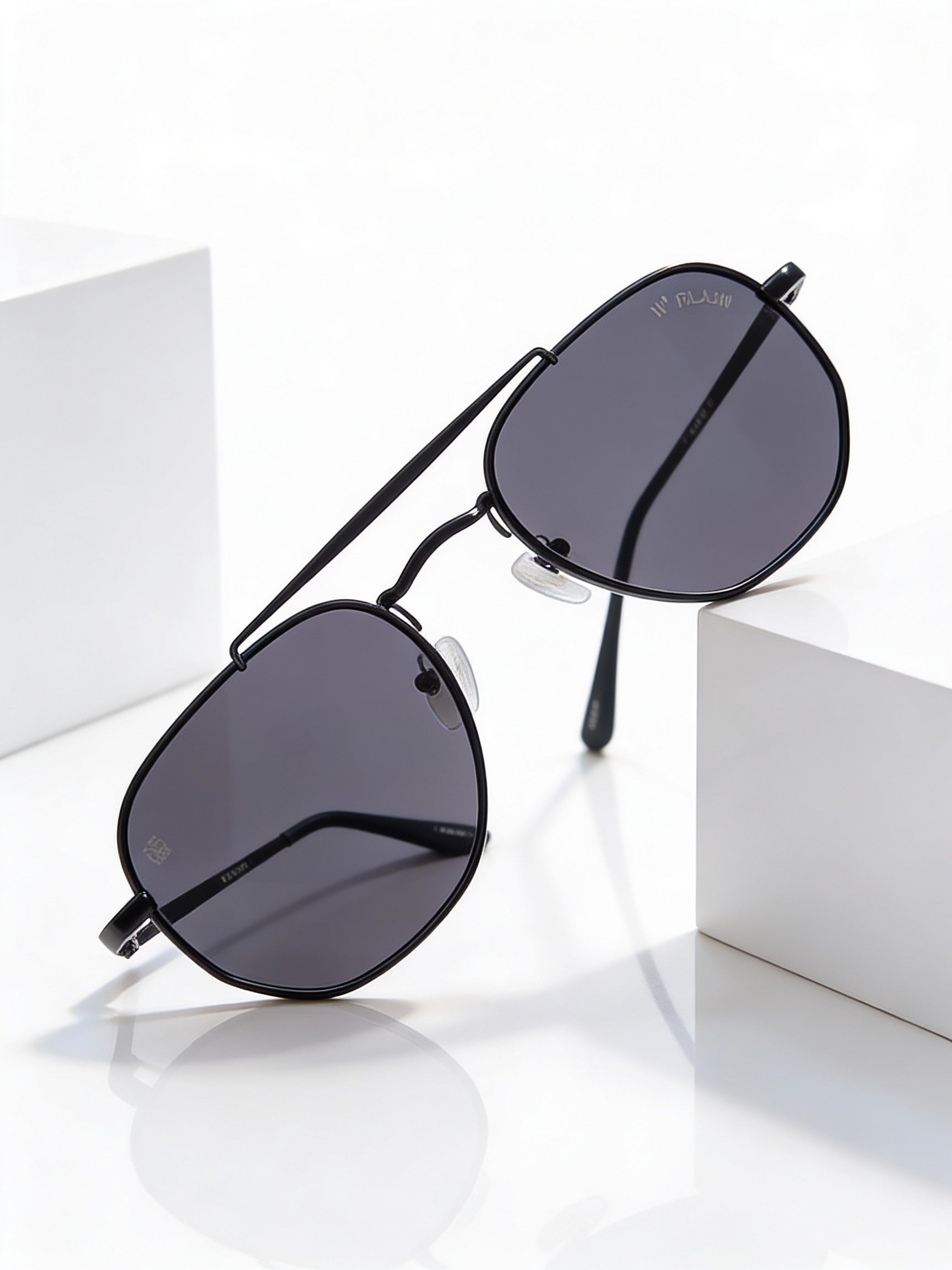 Black Hexagon Polarised Sunglasses